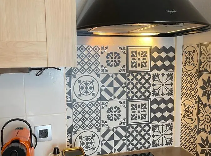 5 Personnes Piscine Pinede Et * Agde