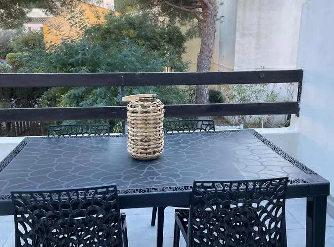 5 Personnes Piscine Pinede Et